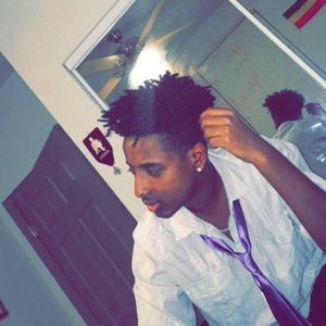 Meet your Posher, Estifanos